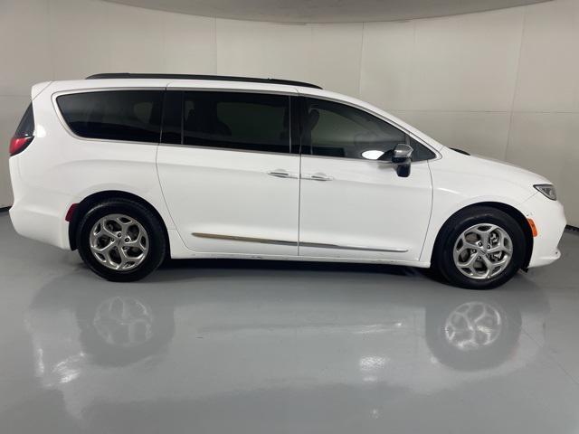 used 2023 Chrysler Pacifica car, priced at $28,900