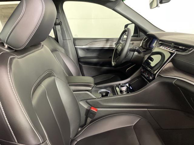 new 2025 Jeep Grand Cherokee L car, priced at $47,900