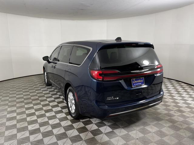 new 2024 Chrysler Pacifica car, priced at $37,191