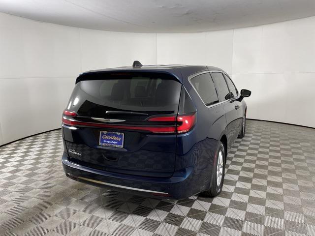 new 2024 Chrysler Pacifica car, priced at $37,191