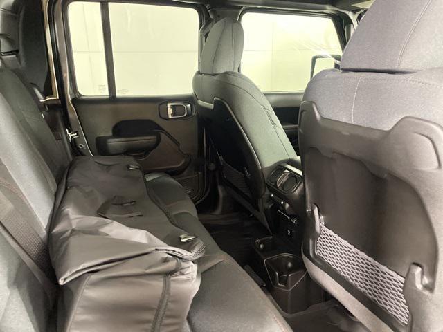 new 2025 Jeep Gladiator car, priced at $48,900