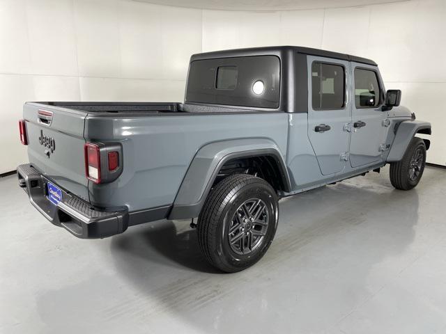 new 2025 Jeep Gladiator car, priced at $37,500