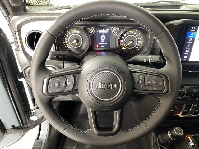 new 2025 Jeep Gladiator car, priced at $37,500