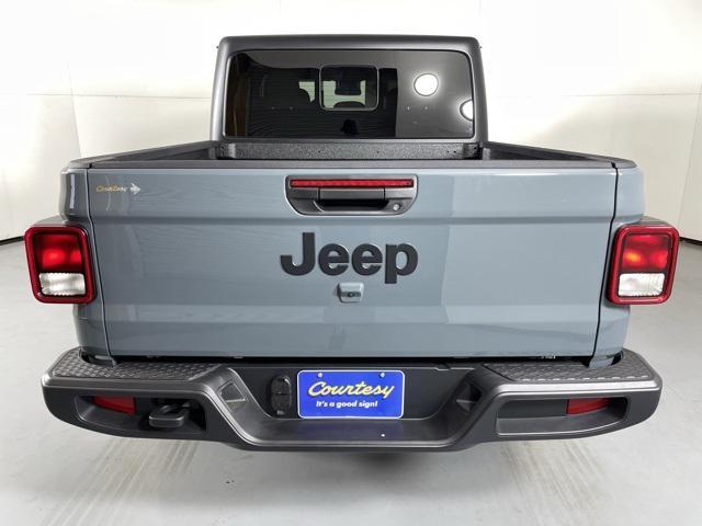 new 2025 Jeep Gladiator car, priced at $37,500