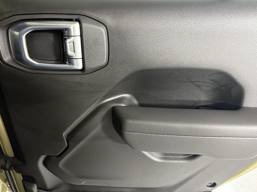 new 2026 Jeep Gladiator car, priced at $49,900