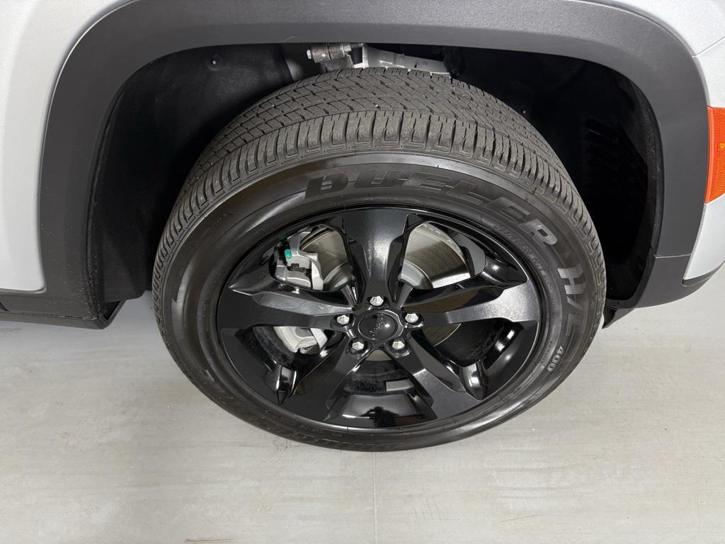 used 2025 Jeep Grand Cherokee L car, priced at $36,900