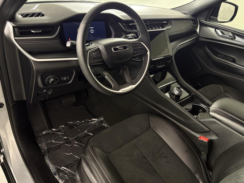 used 2025 Jeep Grand Cherokee L car, priced at $36,900