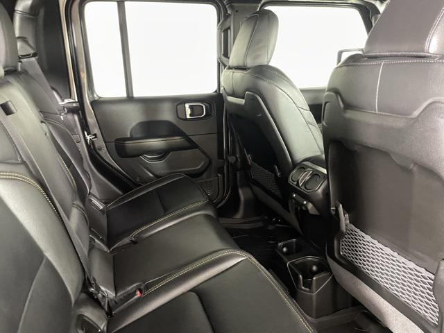 new 2025 Jeep Gladiator car, priced at $38,900