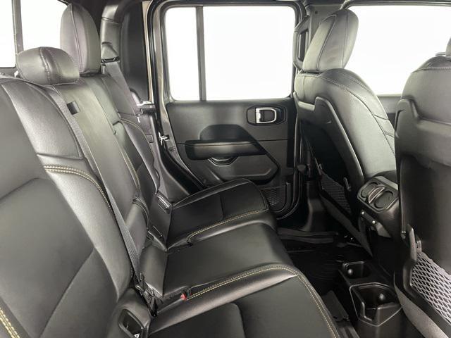 new 2025 Jeep Gladiator car, priced at $38,900