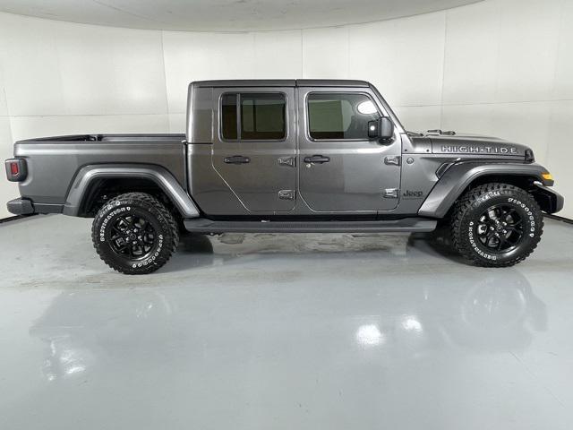 new 2025 Jeep Gladiator car, priced at $38,900