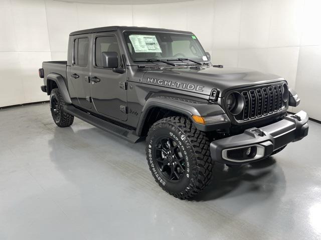 new 2025 Jeep Gladiator car, priced at $38,900