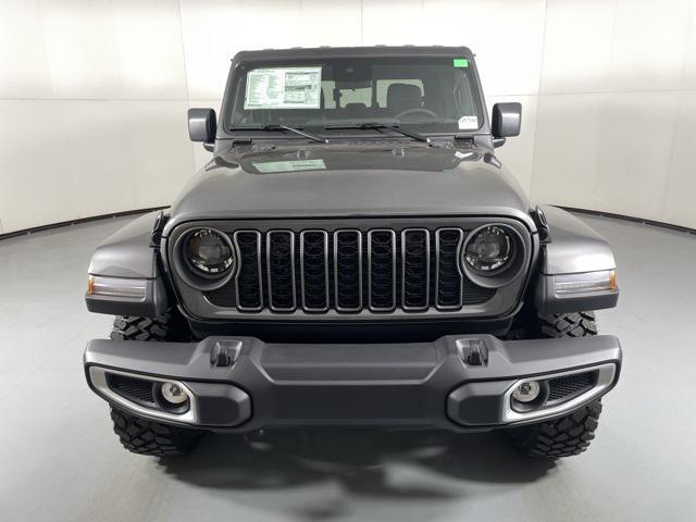new 2025 Jeep Gladiator car, priced at $38,900