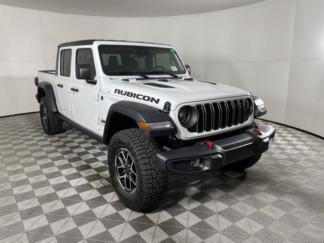 new 2024 Jeep Gladiator car, priced at $53,935