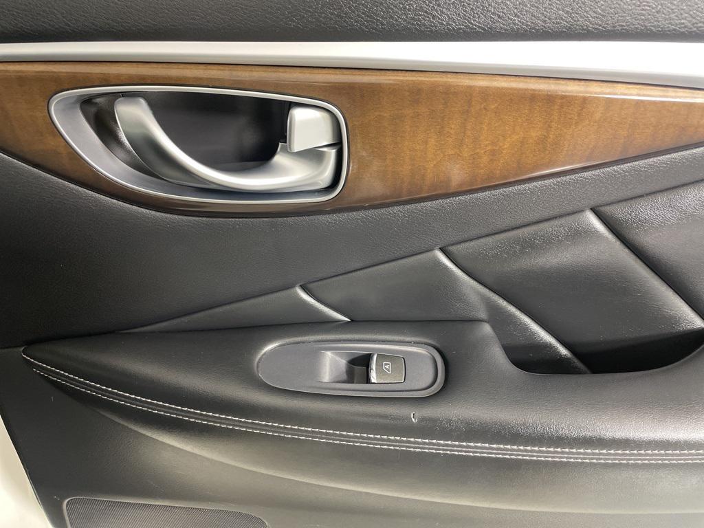 used 2014 INFINITI Q50 Hybrid car, priced at $13,900