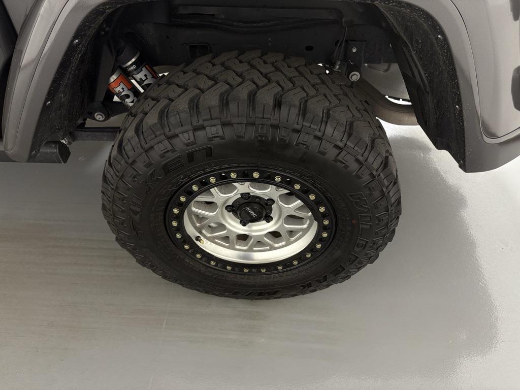 used 2024 Jeep Gladiator car, priced at $41,600