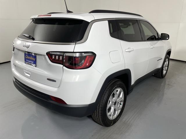 new 2025 Jeep Compass car, priced at $25,900