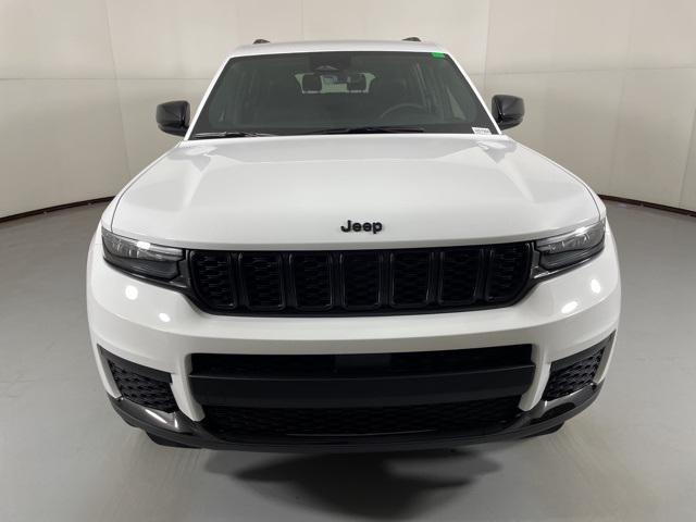 new 2025 Jeep Grand Cherokee L car, priced at $39,900
