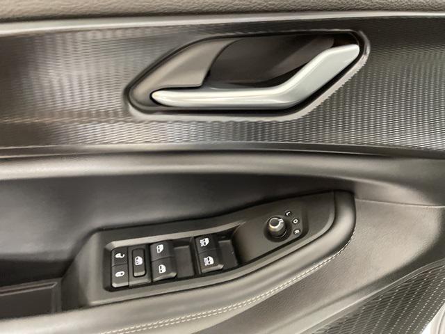 new 2025 Jeep Grand Cherokee L car, priced at $39,900