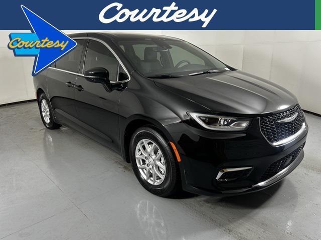 new 2026 Chrysler Pacifica car, priced at $40,091
