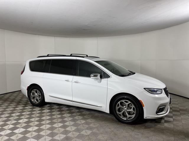 used 2022 Chrysler Pacifica car, priced at $31,000