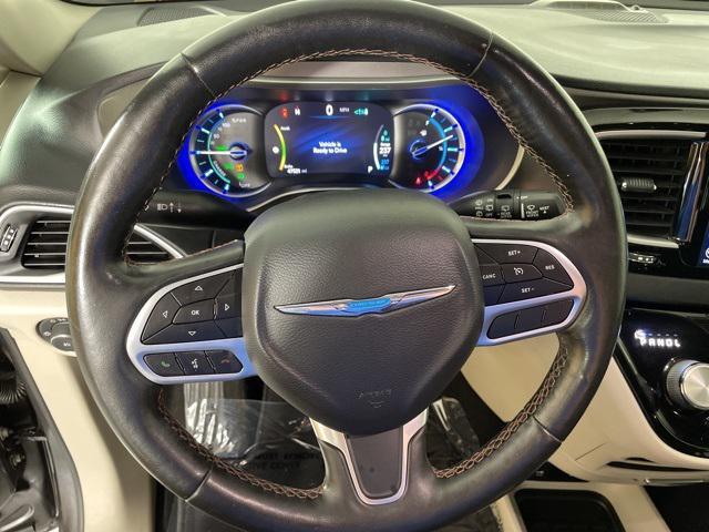 used 2020 Chrysler Pacifica Hybrid car, priced at $23,100