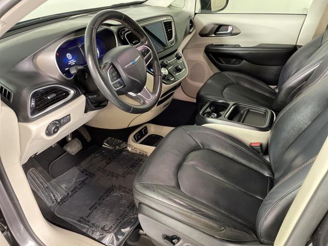 used 2020 Chrysler Pacifica Hybrid car, priced at $23,100