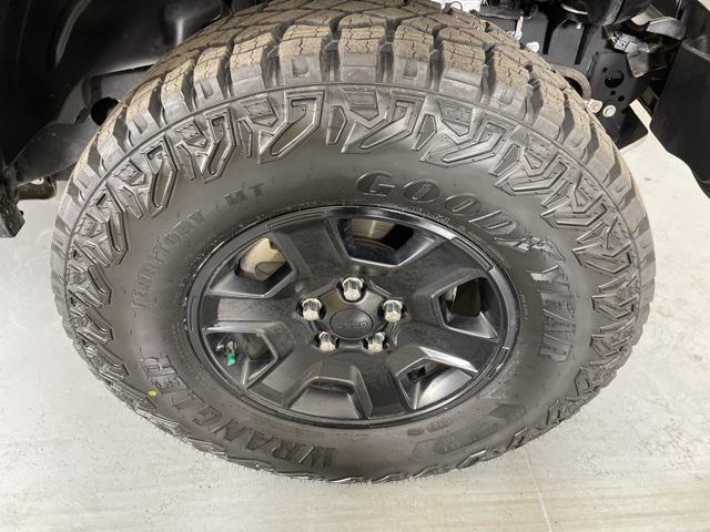 used 2021 Jeep Gladiator car, priced at $33,900