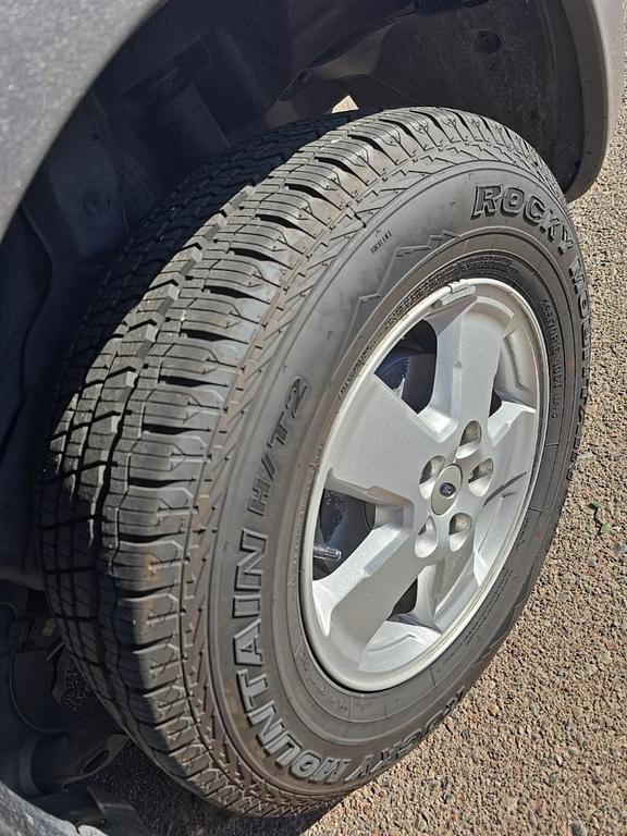 used 2012 Ford Escape car, priced at $8,000