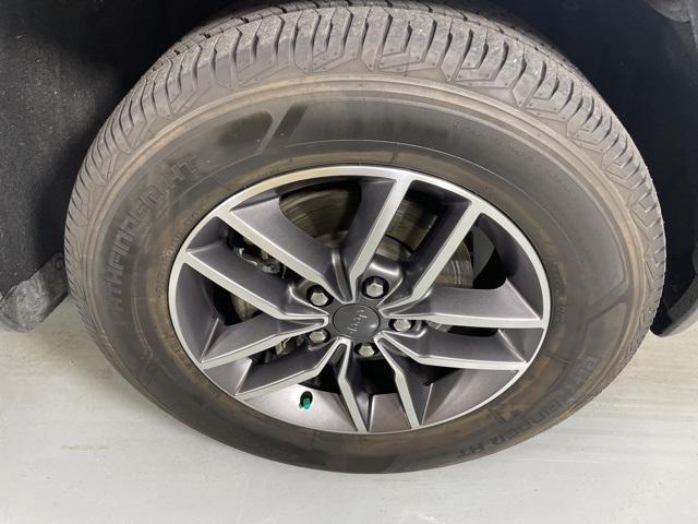 used 2020 Jeep Grand Cherokee car, priced at $23,500
