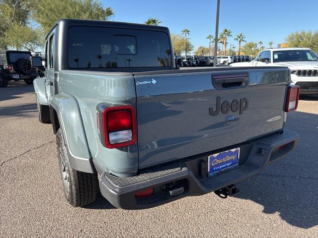 new 2024 Jeep Gladiator car, priced at $43,326