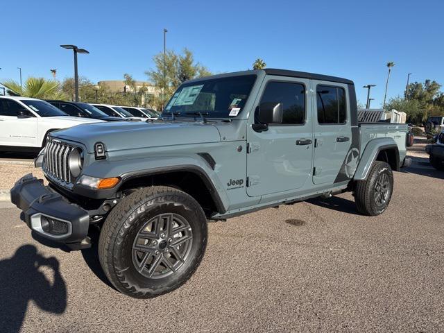 new 2024 Jeep Gladiator car, priced at $43,326