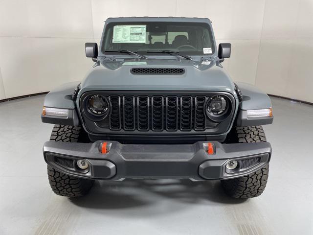 new 2025 Jeep Gladiator car, priced at $46,900