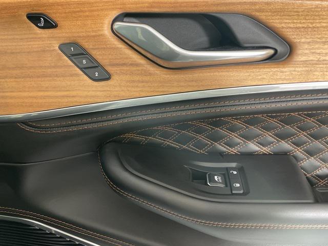 new 2025 Jeep Grand Cherokee L car, priced at $67,900