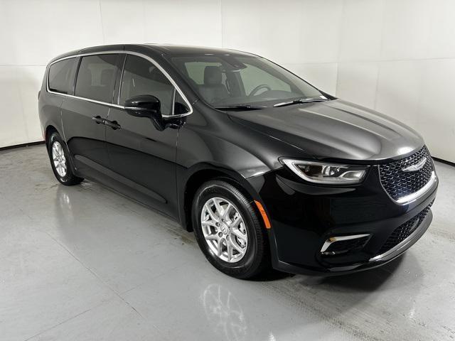 new 2026 Chrysler Pacifica car, priced at $42,980