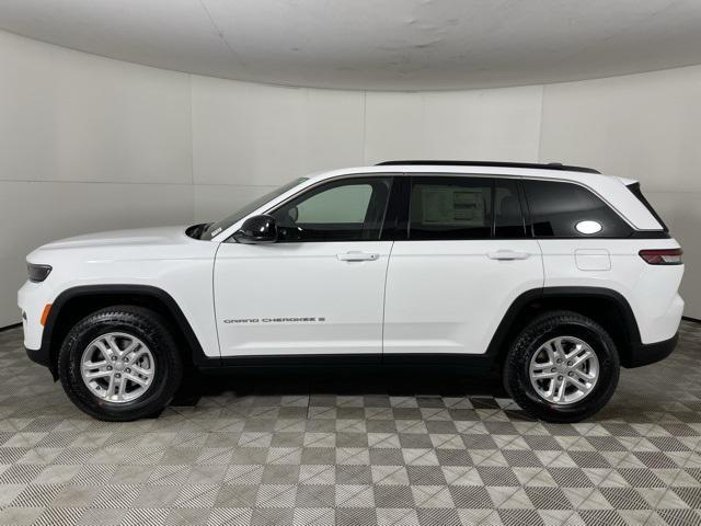 new 2025 Jeep Grand Cherokee car, priced at $37,325