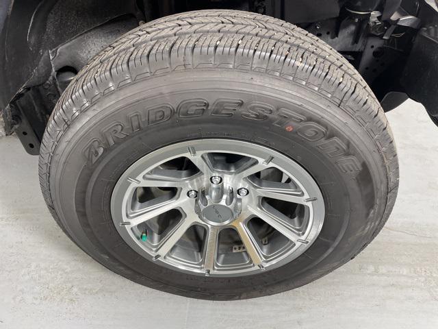 used 2024 Jeep Gladiator car, priced at $31,900