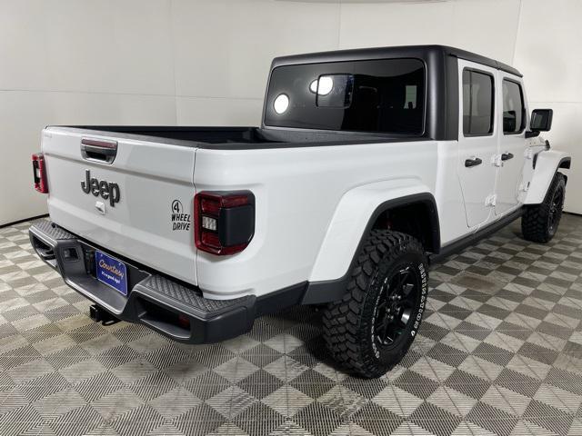 new 2025 Jeep Gladiator car, priced at $44,900