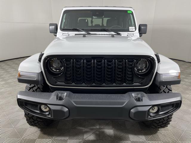 new 2025 Jeep Gladiator car, priced at $44,900
