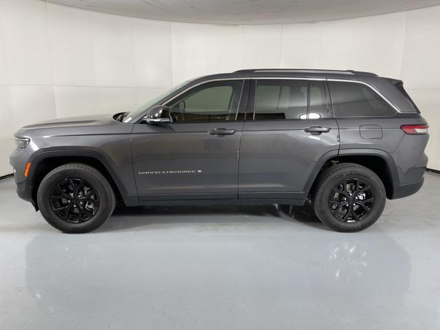 used 2022 Jeep Grand Cherokee car, priced at $30,500