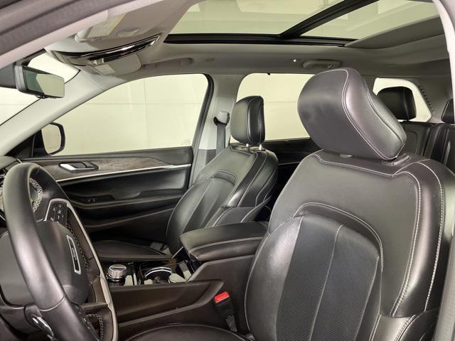 used 2022 Jeep Grand Cherokee car, priced at $30,500