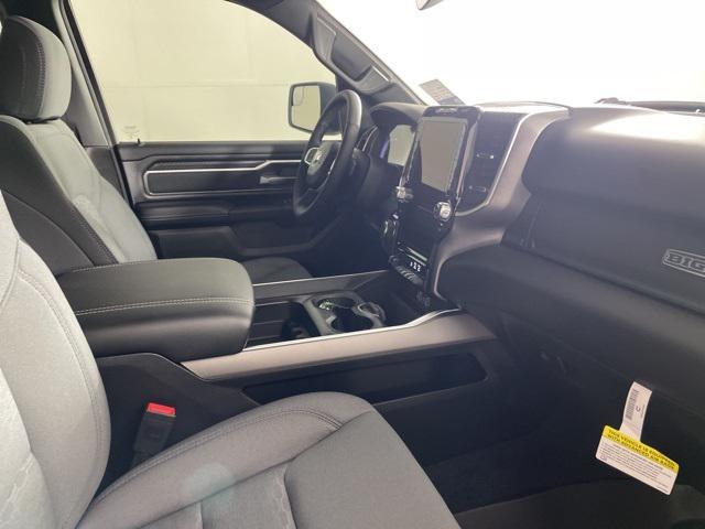 new 2025 Ram 1500 car, priced at $41,627