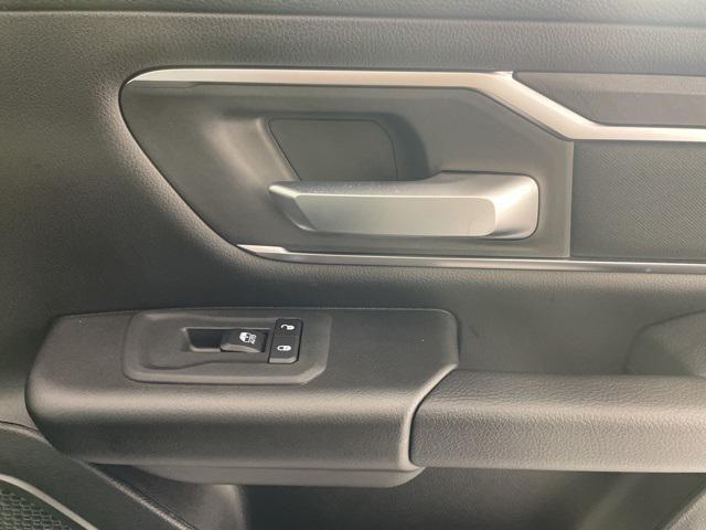 new 2025 Ram 1500 car, priced at $41,627