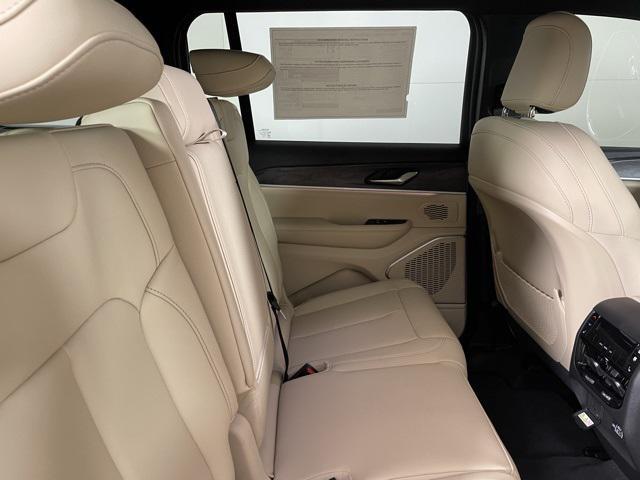 new 2025 Jeep Grand Cherokee L car, priced at $46,900