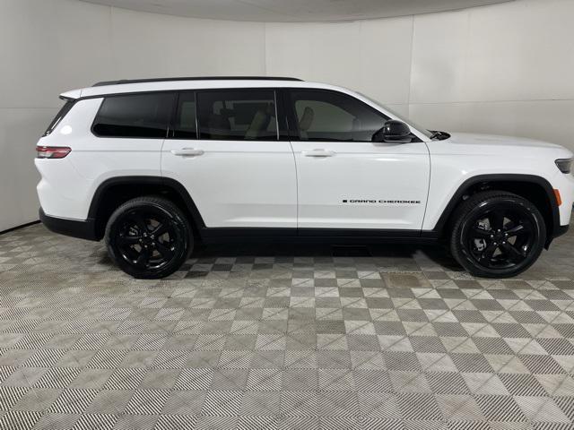 new 2025 Jeep Grand Cherokee L car, priced at $46,900
