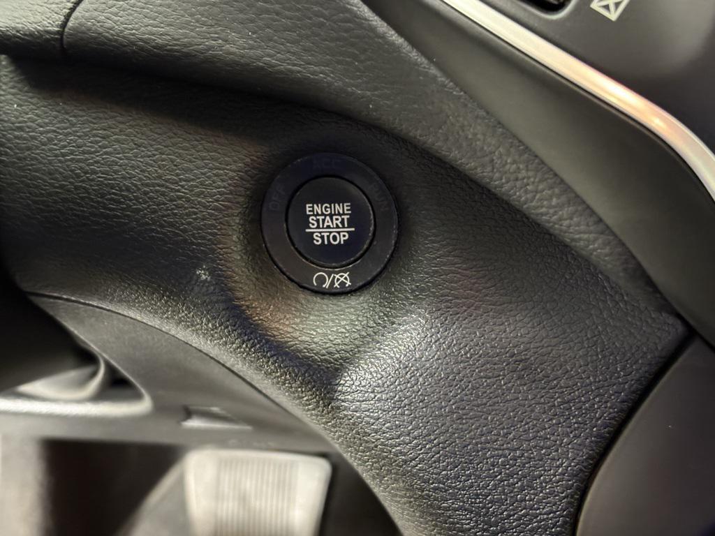 used 2022 Jeep Cherokee car, priced at $19,900