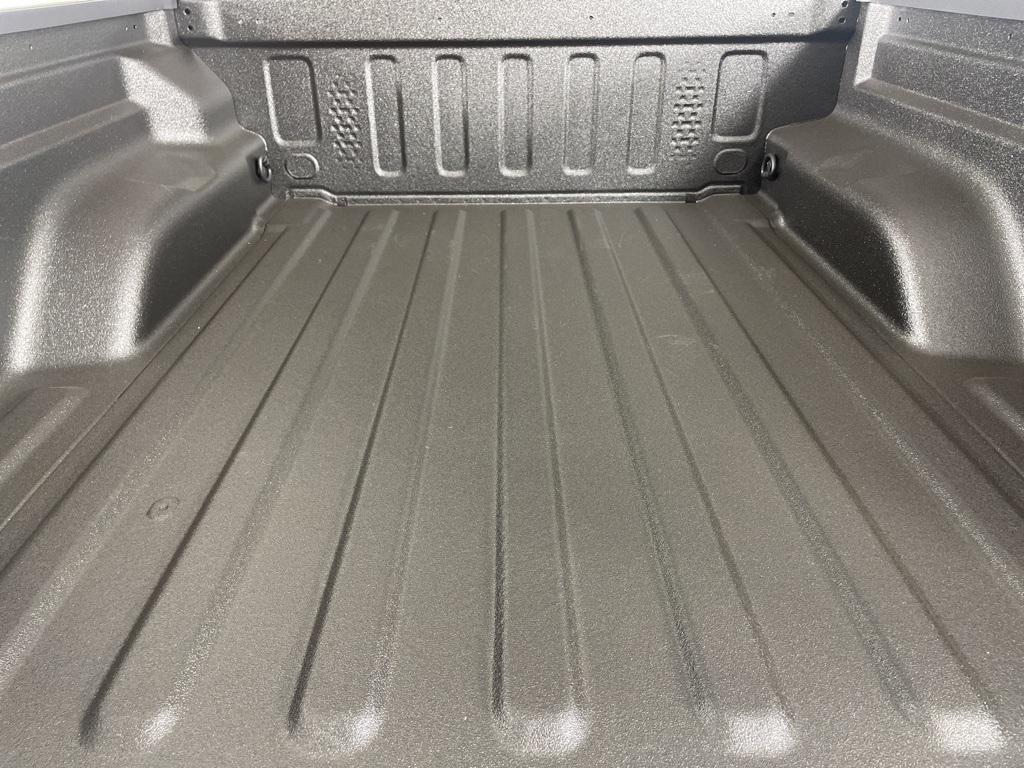 new 2025 Jeep Gladiator car, priced at $42,900