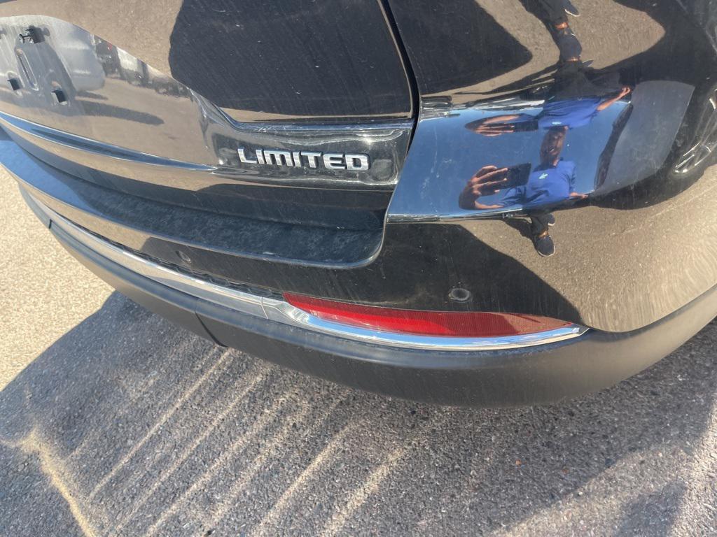 used 2023 Jeep Grand Cherokee car, priced at $25,500