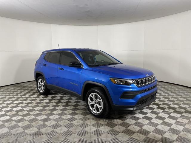 new 2025 Jeep Compass car, priced at $27,001