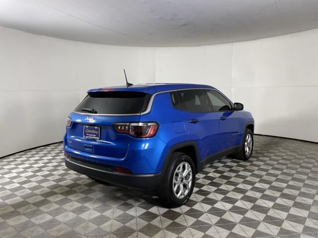 new 2025 Jeep Compass car, priced at $27,001