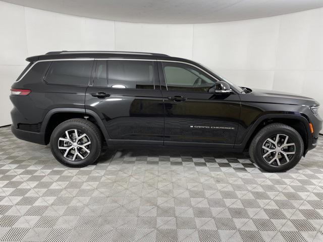 new 2024 Jeep Grand Cherokee L car, priced at $59,285